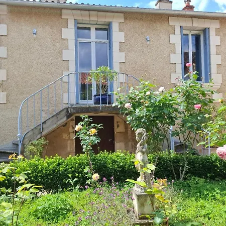 De Charme, Proche Du Futuroscope *