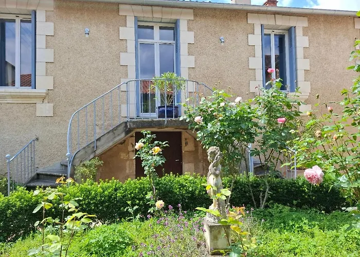 De Charme, Proche Du Futuroscope *